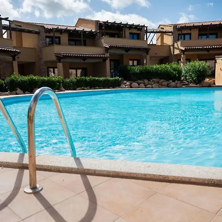 Domu Bonora - Relax Among Red Rocks&pool * Costa Paradiso