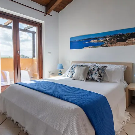 Domu Bonora - Relax Among Red Rocks And Pool Appartement