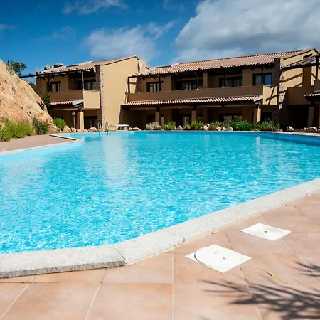 Apartment Domu Bonora - Relax Among Red Rocks And Pool *