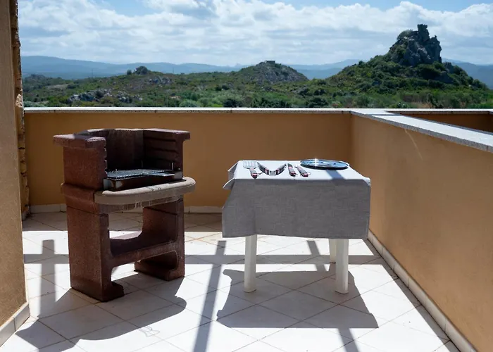 Domu Bonora - Relax Among Red Rocks And Pool * Costa Paradiso